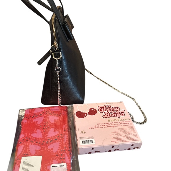 Valentines bundle 💞Kate Spade Black Crossbody Bag 3 piece - Picture 2 of 8